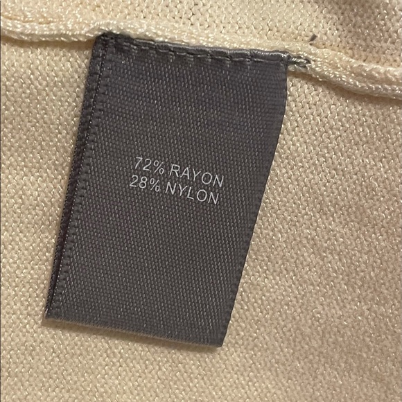 Marled Cream Color Cardigan Lightweight Sweater Size Large Short Sleeve NWT - Picture 9 of 11